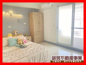 誠昱/近新光三越文南公園美套房